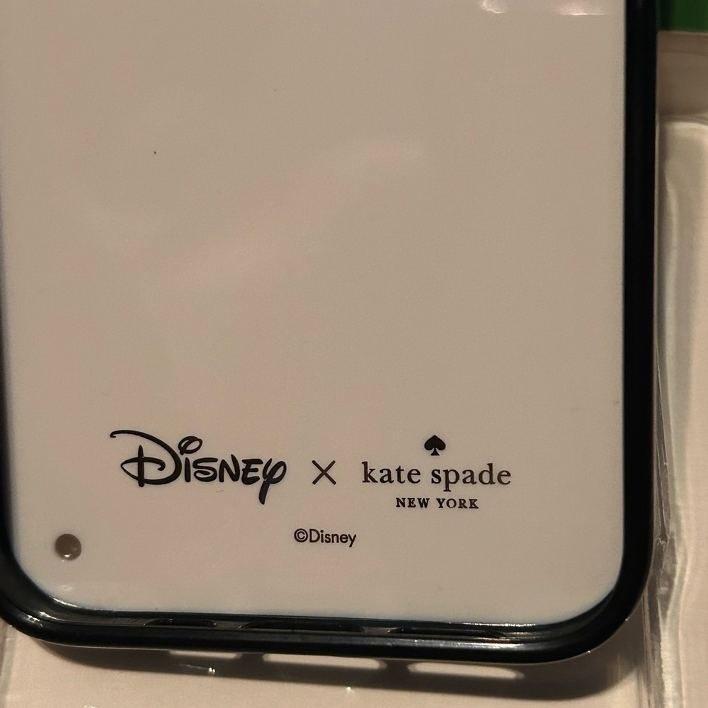 Disney x Kate Spade Aristocats iPhone 14 case - Picture 6 of 8